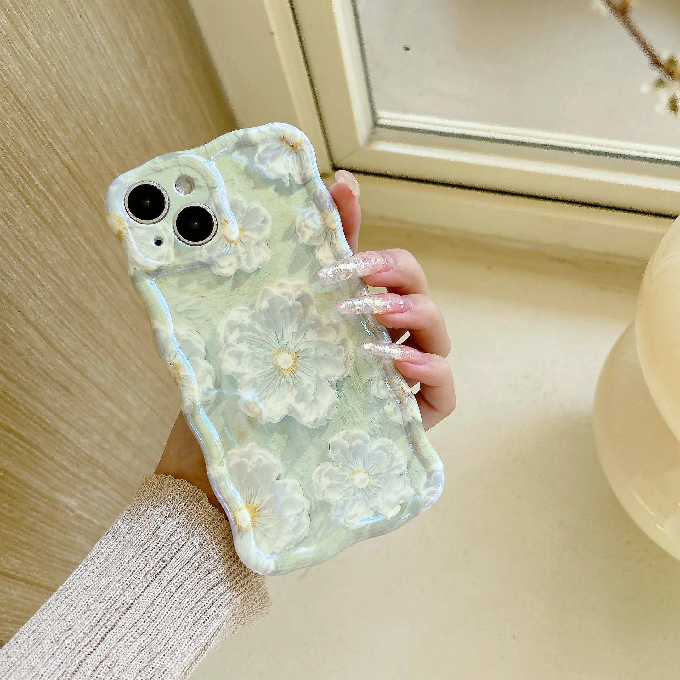Wave Edge Blue Light Floral Aesthetic Phone Case, Stylish Shockproof Cover, Full Coverage Protective Anti-Drop Shockproof, Non-3D Touch, Fits iPhone 11/12/13/14/15 Pro/pro Max, Wavy, Casing