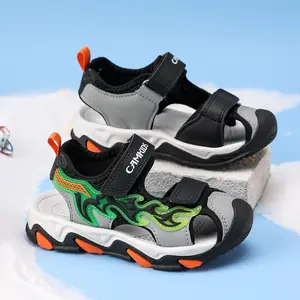 Kids Sport Sandals, Flame Pattern Closed-Toe Water Shoes for Boys, Durable Anti-Slip Outdoor Beach Sandals with Adjustable Strap