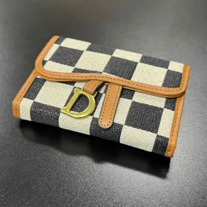 Women's Fashionable Checkerboard Pattern Card Holder, Casual Versatile D-buckle Card Holder, Trendy All-match Short Wallet for Daily Use, Card Organizer