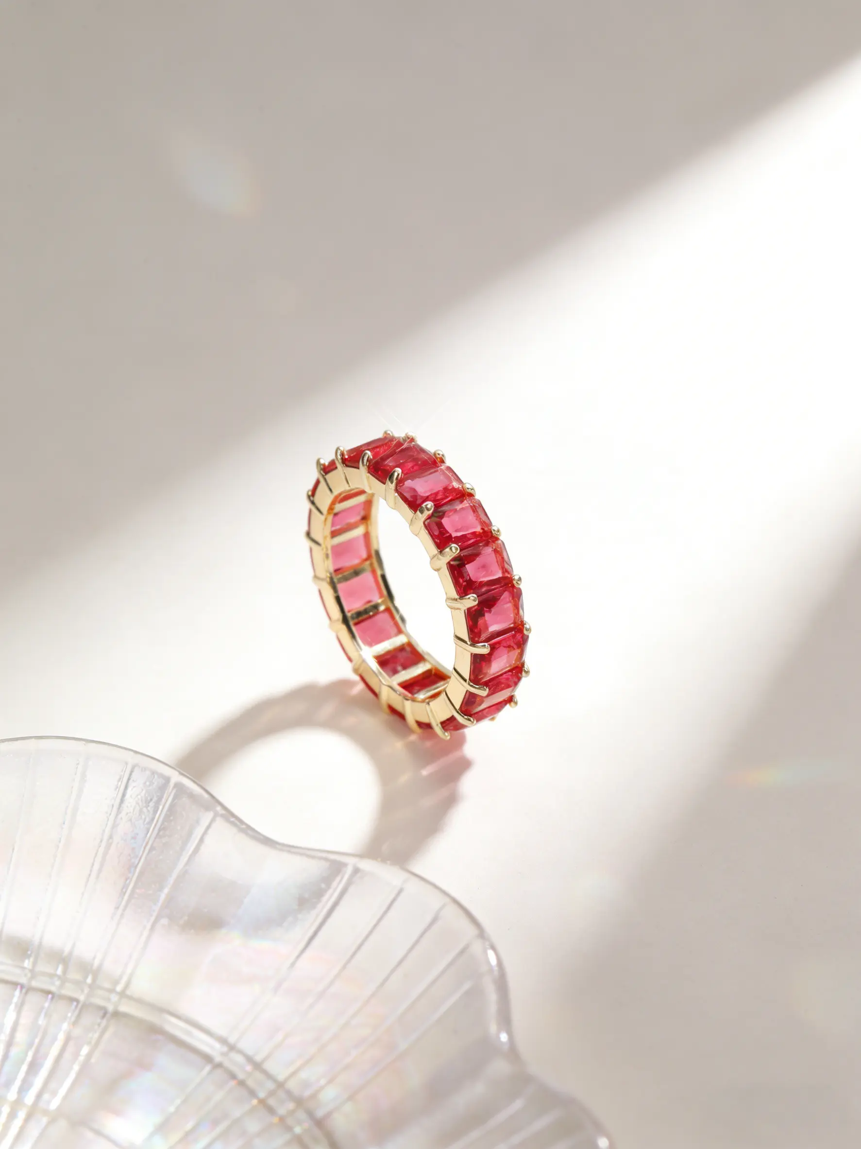 Luxury full circle ruby ring, gold & pink light luxury niche design ring, high-end banquet and party accessory personality ring, Statement Rings