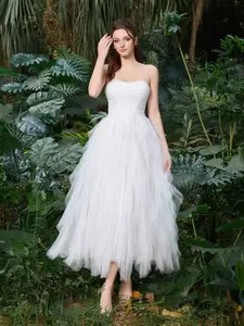 Elegant Long Wedding Dress for Brides, Sheer Fabric, Sleeveless Design, Simple Yet Sophisticated Style, Perfect for Special Occasions