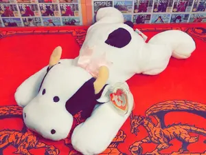 Ty Pillow Pal Moo ( style 3004 )