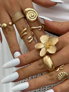 8 Piece Vegan Ring Set, Bohemian Boho Style Starfish and Zodiac Adjustable Stacking Rings for Women | Smooth Ocean-Themed Jewelry | Meaningful Gift Set for Her, Beach Vacation Style，Suitable for Daily Wear & Vacation, Stackable Rings