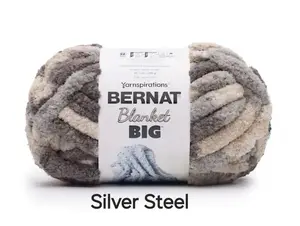 Custom Chunky Hand Knitted Throw Blankets - Solid Colors for Cozy Home Decor & Versatile Use