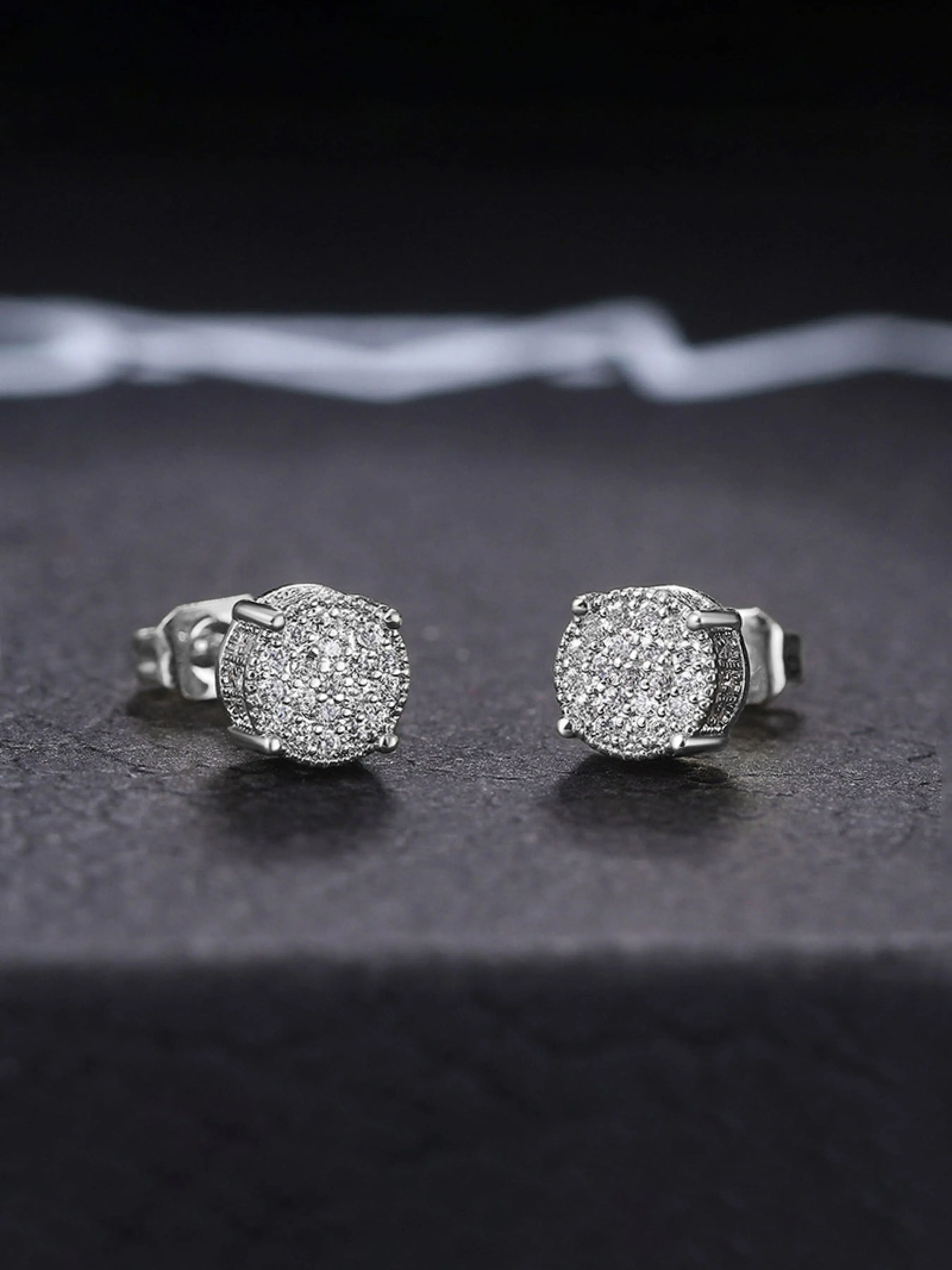 Earrings with Cubic Zirconia Decoration, Stud Earrings, Fashionable Jewelry for Men & Women, Trendy Fashionable Accessories, Perfect Gift for Any Occasion, Enhance Your Style