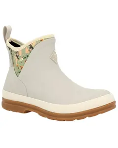 Muck Women's Boot Originals Ankle Work Round Toe - Oaw103