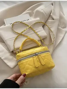 Lightweight Mini Quilted Crossbody Bag for Women Girls College Students Office Workers Handheld Chain Strap Small Shoulder Bag