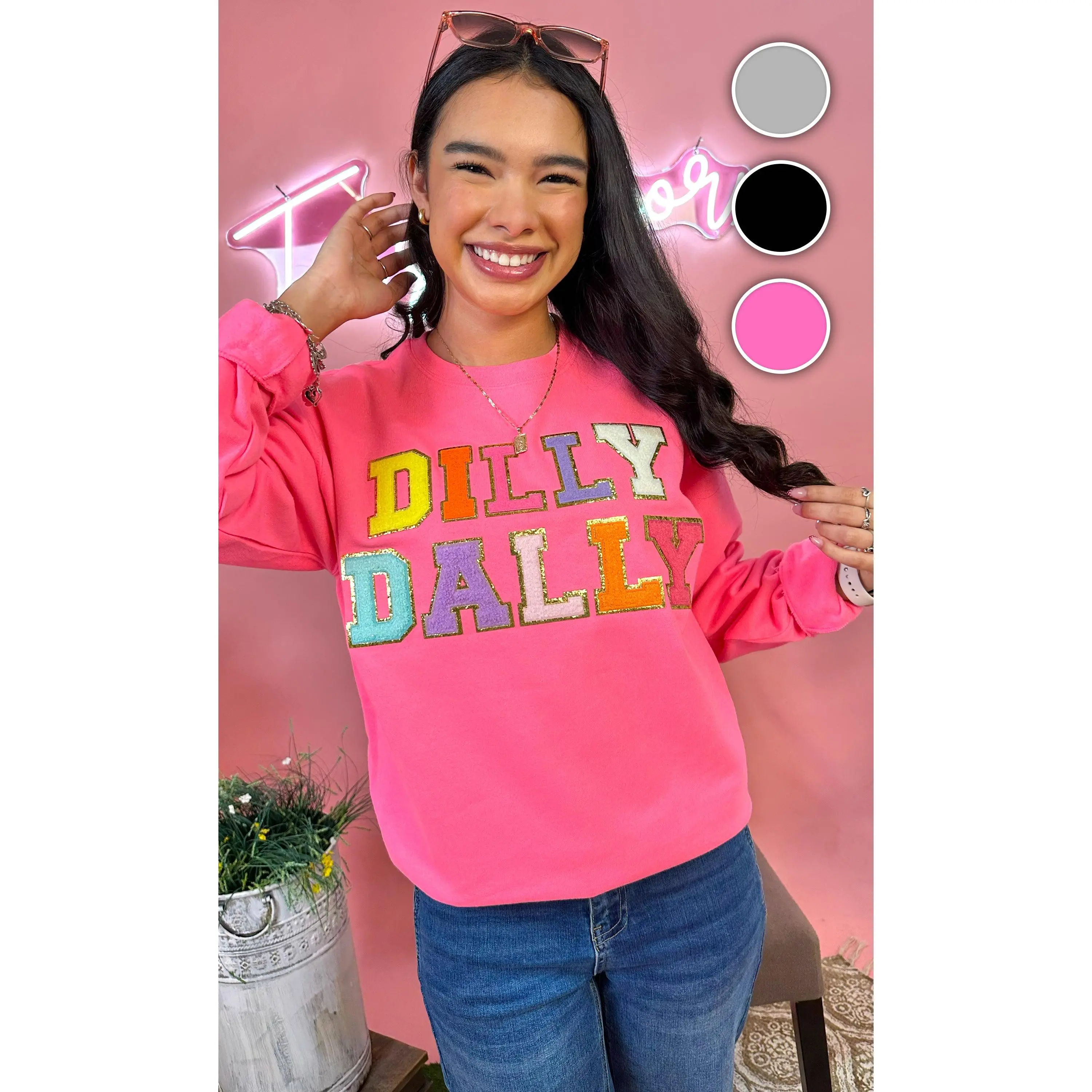 Women's Graphic Sweatshirt, Casual Long Sleeve Crewneck with Plush Chenille Lettering, Soft Cotton Blend Loungewear for Thanksgiving