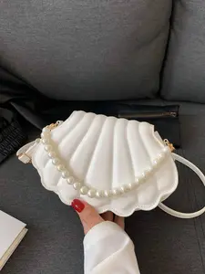 Vintage Adjustable Handbag with Strap, White Shell Shaped PU Leather Crossbody Bag, Cute Small Flap Shoulder Purse with Pearl Beads, Adjustable Strap for Shopping & Casual Outfits