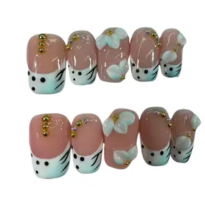 3D HANDMADE NAILS 3D HANDMADE NAILS