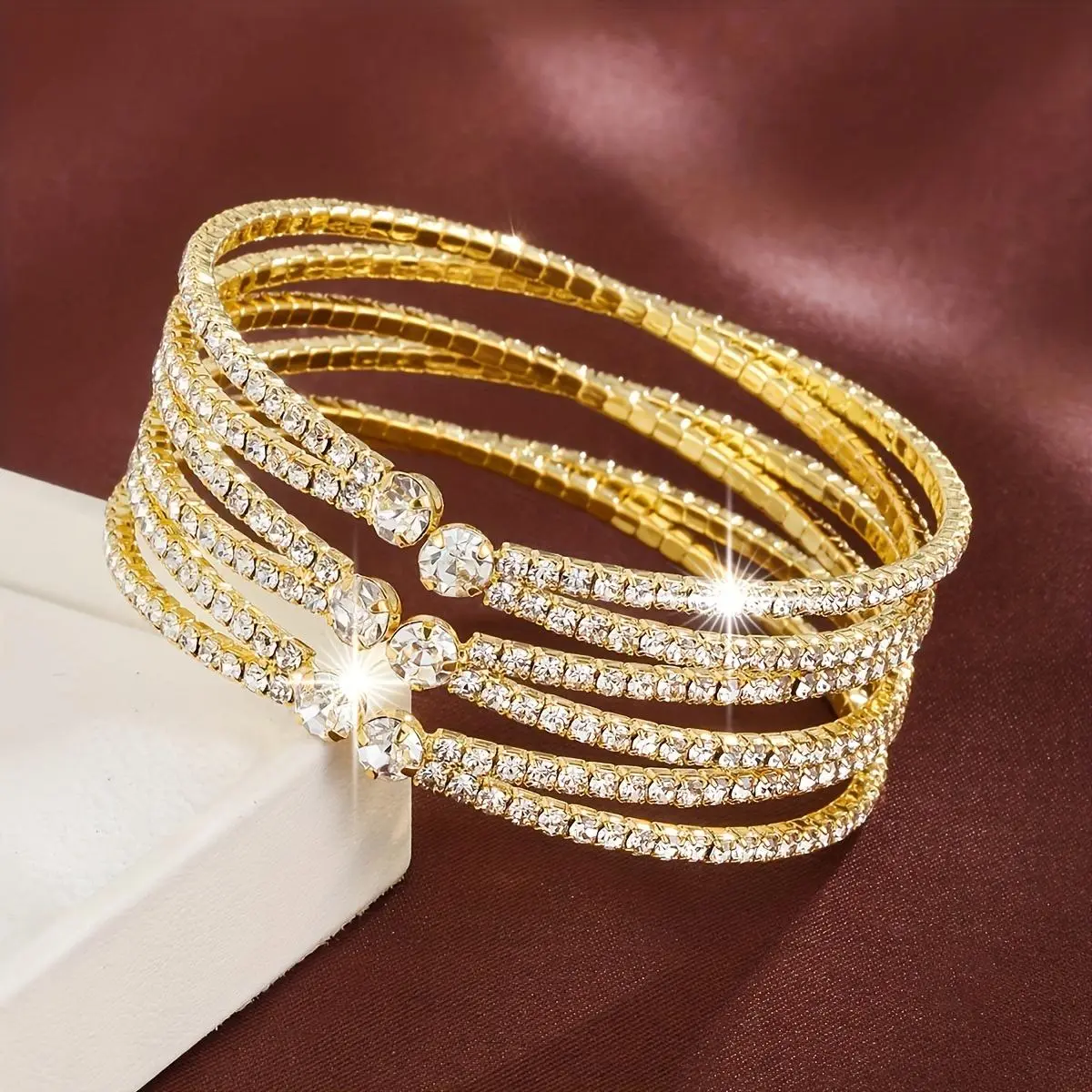 Fashion Wide-band Synthetic Zirconia Inlaid Bracelet, European and American Luxury Bangle