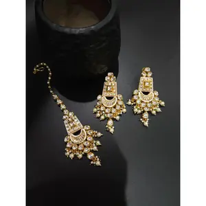 Gold Plated Kundan chandbali earrings and maang tikka
