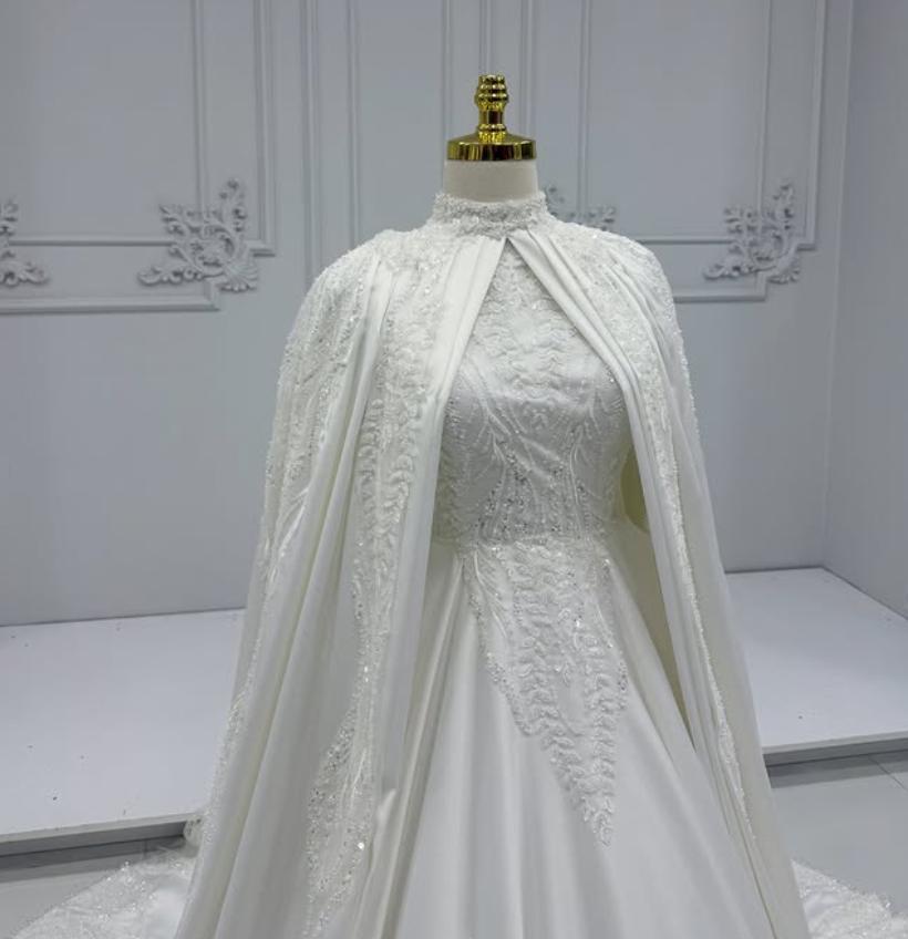 Customized Luxury High Neck Muslim Wedding Dresses High Neck Beaded Lace Trailing A-line Arabian Bridal Gowns robe de mariée