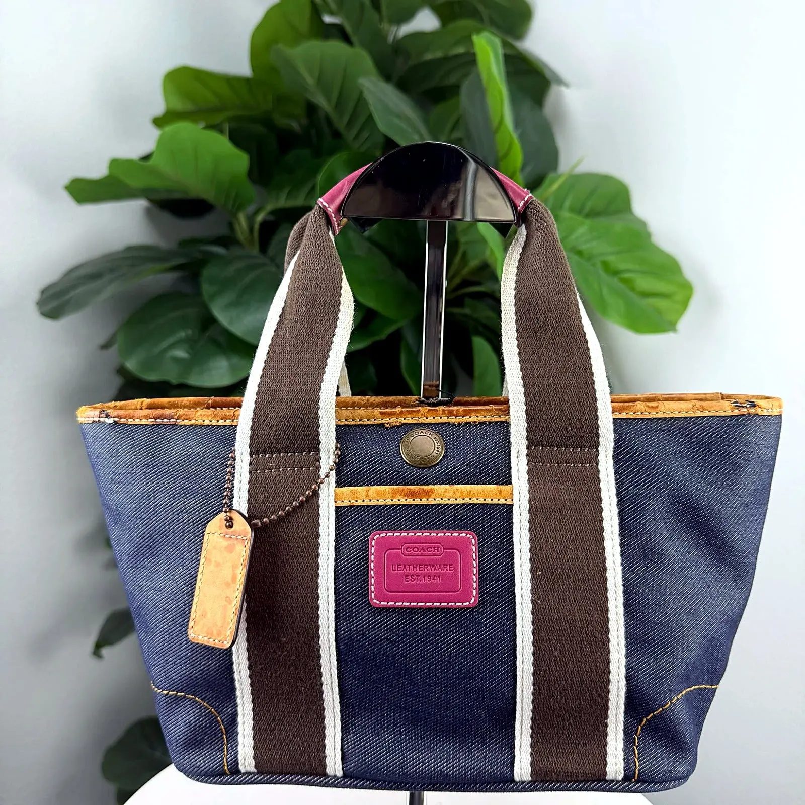 Pre-owned Denim, Canvas, Leather Tote Bags Authentic Vintage Coach Denim Tote Bag with Pink Leather Trim