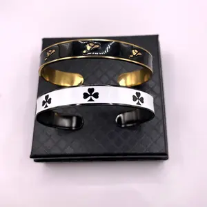 Trébol cuff bracelet Female Male