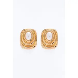 Jardin Chic Stud Earrings - Gold