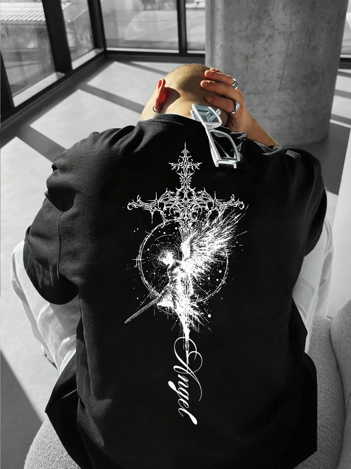 Men's Angel & Cross Print Short Sleeve Tee, Regular Fit Casual Street Crew Neck T-Shirt for Summer, Fashion Men's Top for Daily Wear