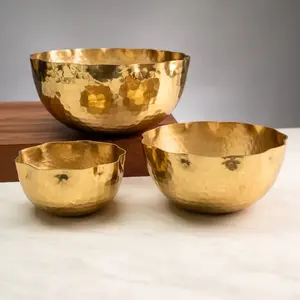 Gold Hammered Ruffled Bowl (set of 3)