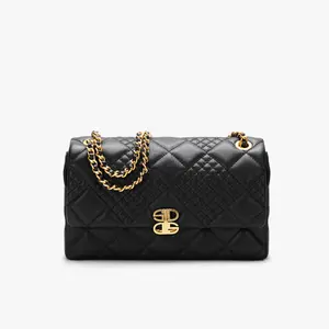 All-match classic diamond lattice chain bag for fashionable ladies, which can be carried on the shoulder or slung across the body.