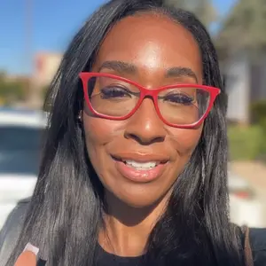 Product Review of [medicube] Affordable Glass Glow Skincare Set | Includes 8 products for Gentle Skin Glow Routine from C**r