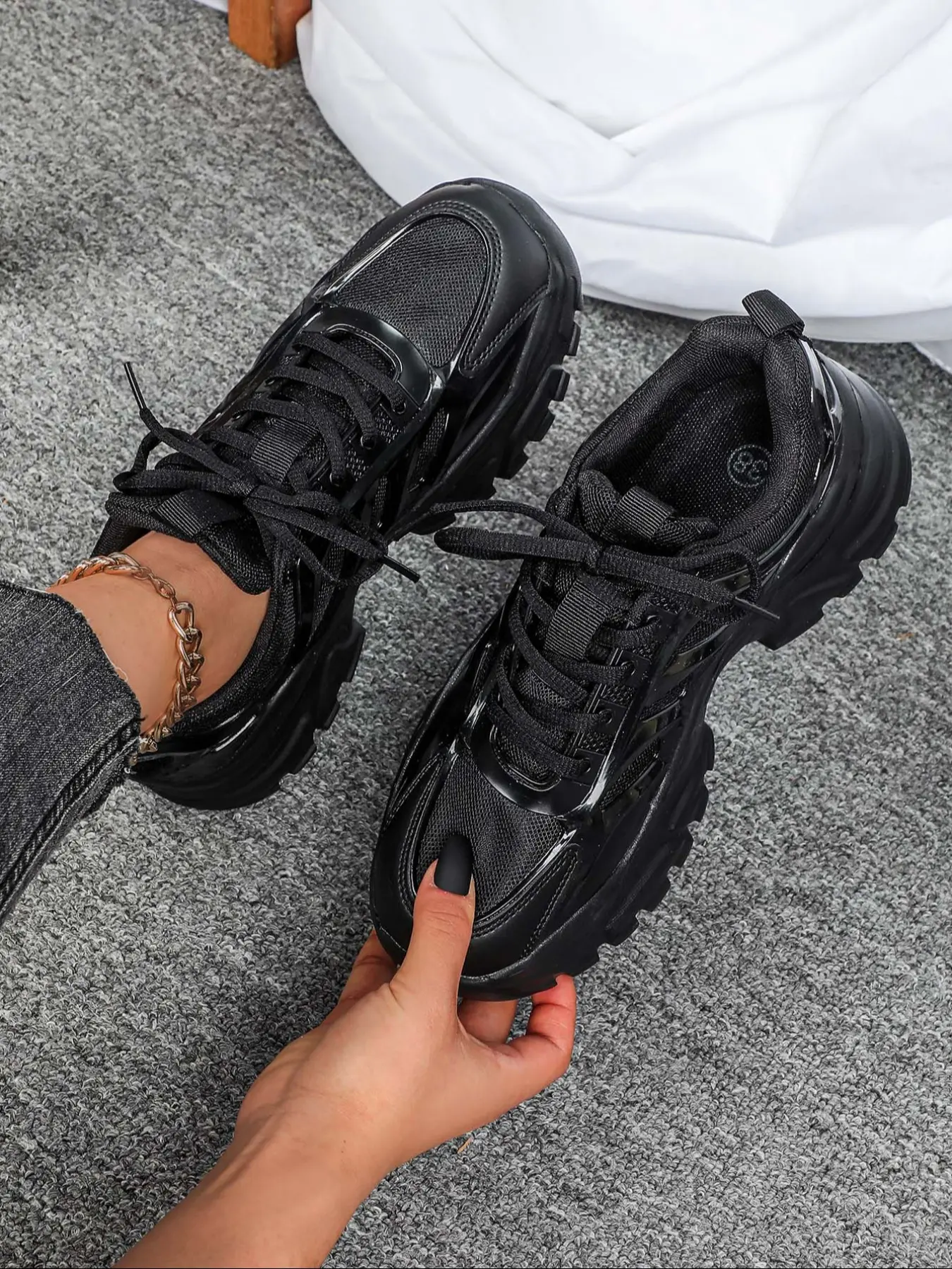 Women's New Comfortable Casual Fashion Outdoor Dad Shoes, Thick Soled Trendy Walking PU Textile Sneakers, Round Toe Low Top Lace-Up for Fall & Winter Daily Wear