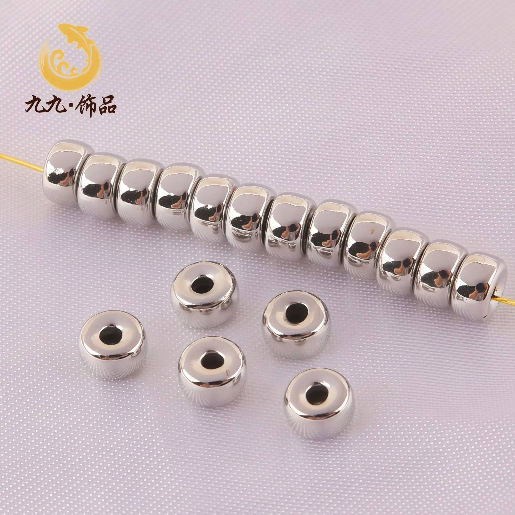 Smooth finish/white gold color