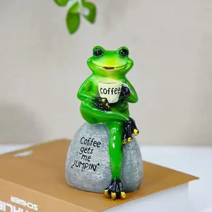 Resin Frog Statue with Coffee Cup, Fashion Theme Collection, Garden Villa Yard Lawn Decor, Outdoor American Style Frog Drinking Coffee Sculpture, Garden Sculptures Statues