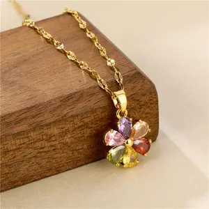 Chic Bloom Spinning Daisy Necklace | 18K Gold Plated Fidget Flower Pendant