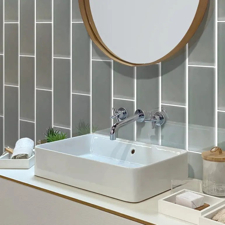 Gray 4x16 Glossy Subway Glass Tile (12 pack, 5.33 sq ft/case)