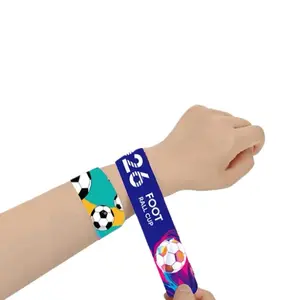 24pc Cartoon Football Pattern Snap Circle Bracelets, Random Styles, Fun Toy Accessories, Perfect Gift for Kids & Adults