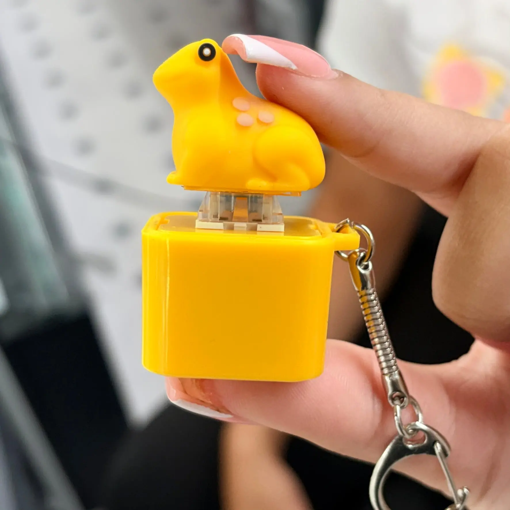 Coqui Keychain with Realistic Sound and LED Light ...