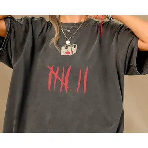 Se7en Graphic T-Shirt  90s Movie Tee Memorabilia  Seven Movie Minimal Poster Shirt  Brad Pitt David Fincher  Retro Horror Movie Merch