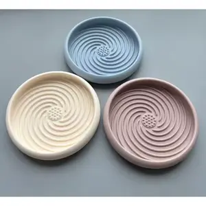 Spiral Calm Lick Bowl – Round Silicone Slow Feeder for Dogs & Cats