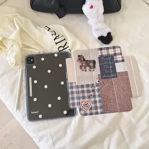 Cute Horse Woven Plaid iPad Case, Soft Acrylic Cover for iPad 11th Gen Pro, New Air 7/6 with Pen Slot, Anti-Bend, Girls' Tablet Protector, Tablet Accessories