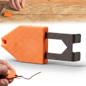 Rope anchor hook, portable chalk line anchor hook tool, suitable for straight line marking, marking tool for woodworking, plasterboard, roofing and construction, one-handed operation design, instant fixation, fast and simple