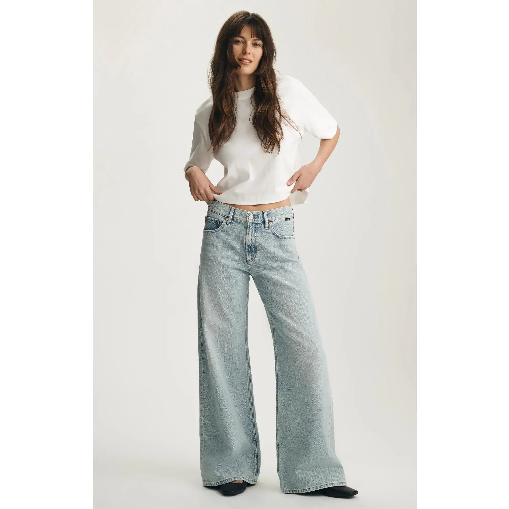 Sandy Bleached Mavi Jean