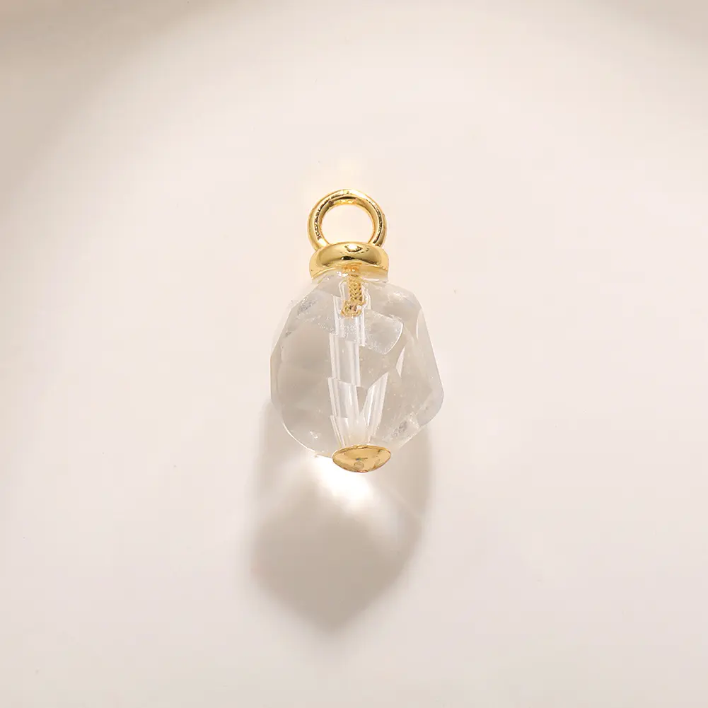 A693 Polygonal White Crystal