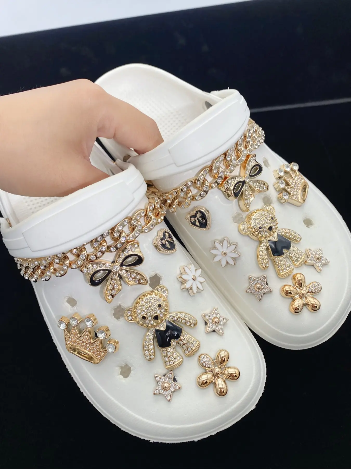 18pcs Shoe Charms, Shoe Charm Set, Shoe Accessories, Shoe Embellishment Set, DIY Decorations for Women's Sandals, Slippers, Footwear, Beach Bags, Perfect Gift for Parties and Special Occasions