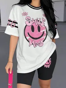 New Women's Short Sleeve Shorts Set, Summer Casual All over Print Streetwear, Fitted Above the Knee Suit, Western Trendy Fashion Style 2-Piece