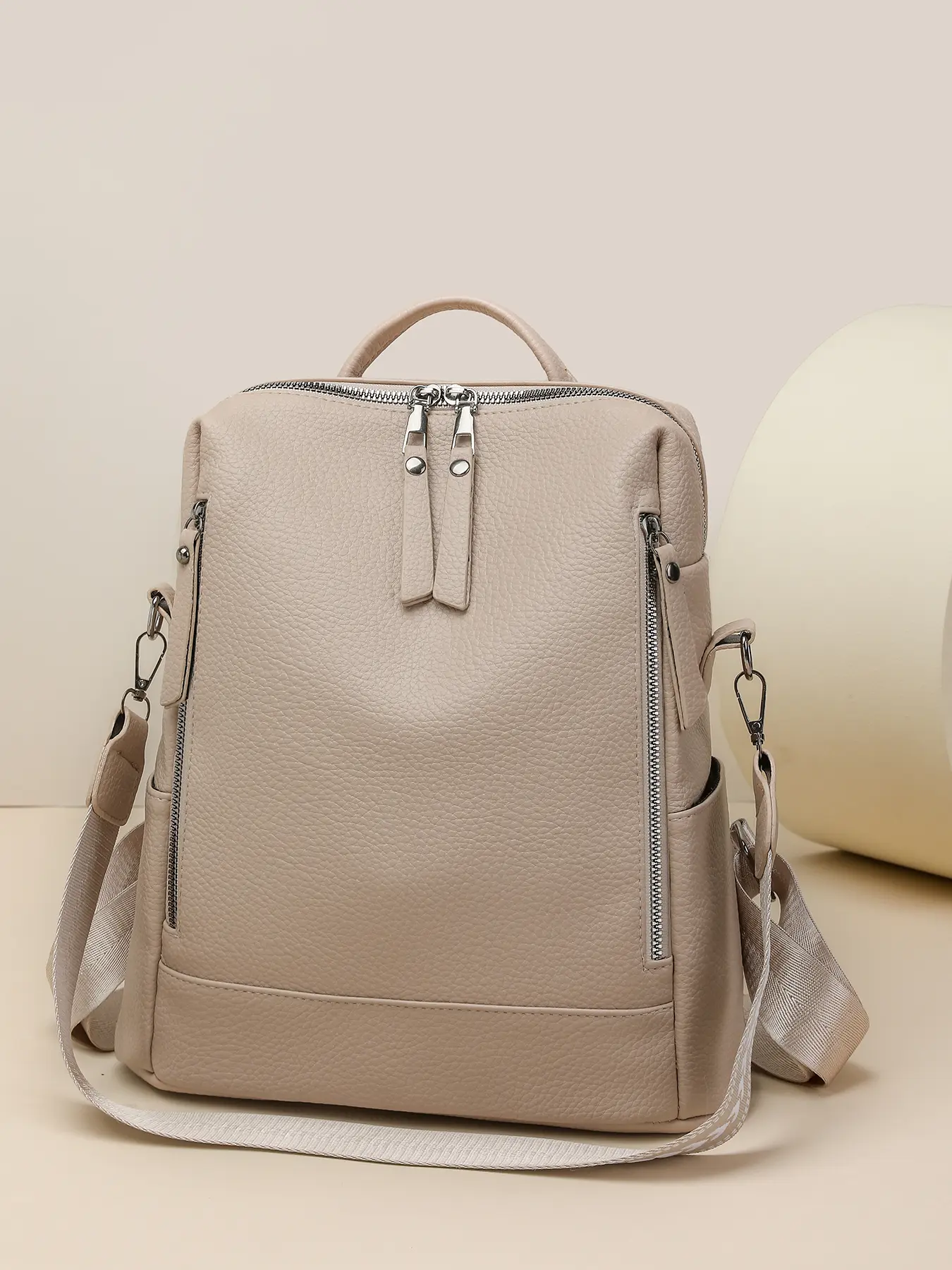 Women's backpack with solid color and clean color, hardware zipper, casual and simple, suitable for daily work, commuting, shopping and travel, Commuter backpack