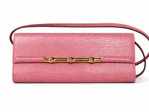 Pre-owned leather Clutches & Wristlets Gucci Pochette