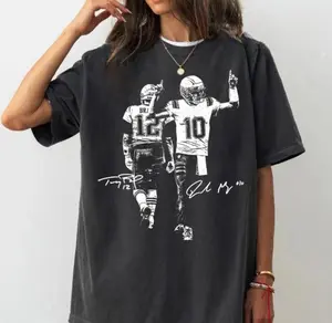 [Sale Up To 50%] Drak@ Maye & Tom With Signature Shirt, Football Y2k Rap Tee, New England Football Vintage T-Shirt, Game Day Shirts, Gift for Fans