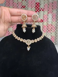 Nooriah Necklace Set