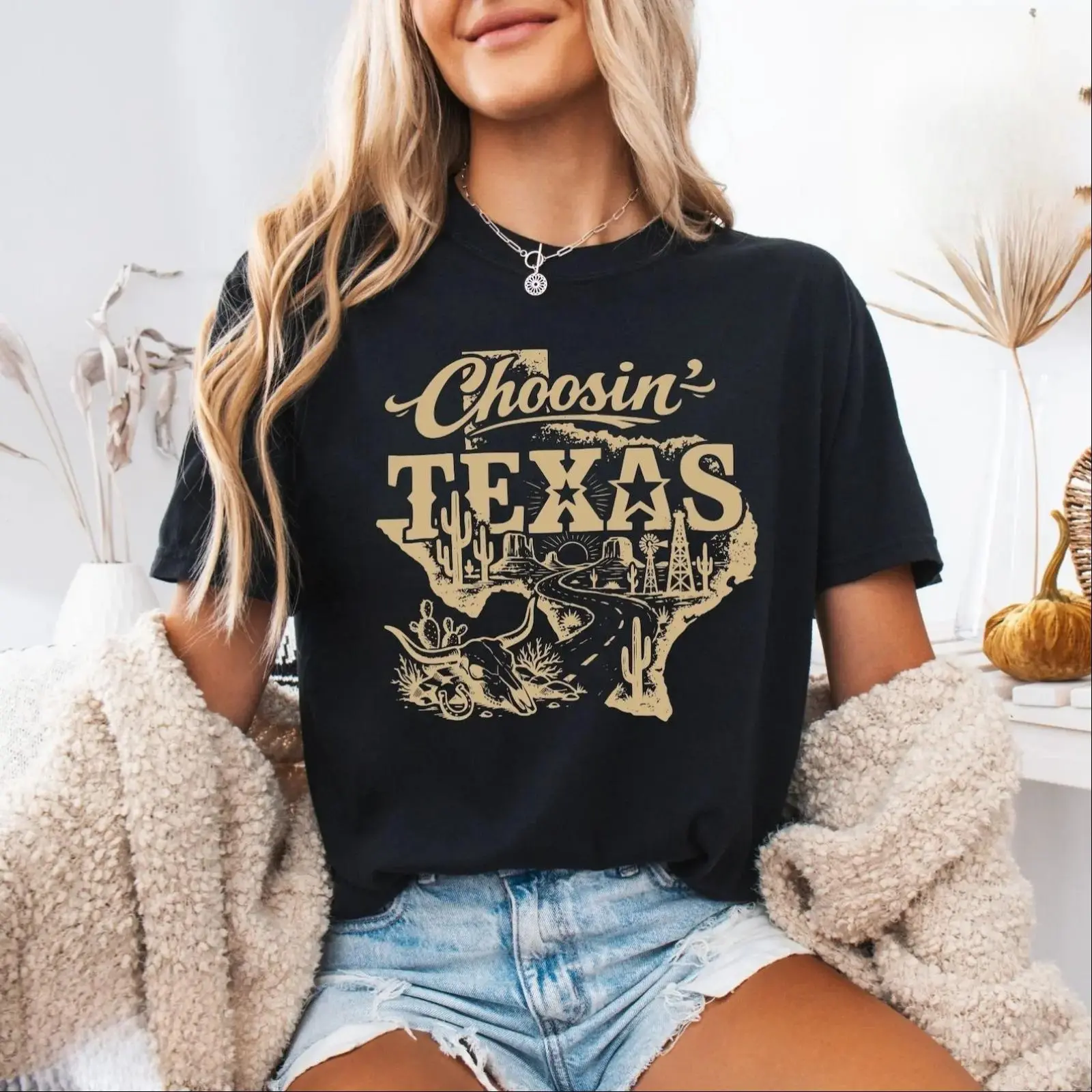 Choosin' Texas T-Shirt, Country State Pride Shirt, Western Texas Tee, Texas Lover Gift, Country Lifestyle Top, Texan Shirt,shop