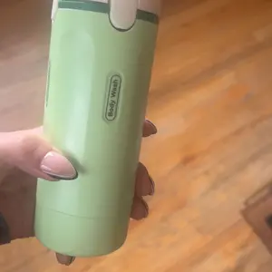 4-in-1 Travel Dispenser Bottle for Toiletries Portable Cosmetic Shampoo Storage Lotion Compact Plastic Container Wholesale Easy Press Smooth Flow  bottle