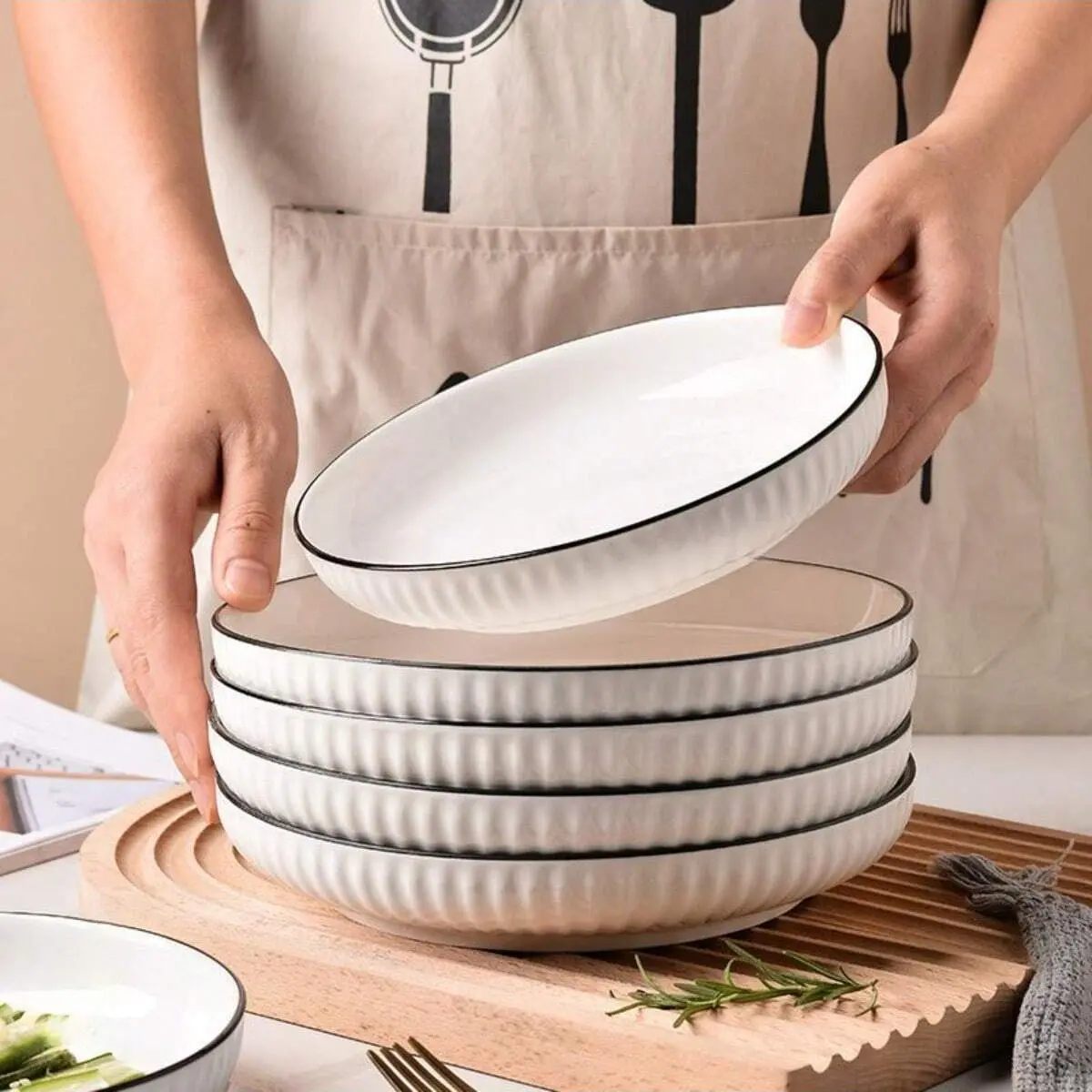 5 Ceramic Plates Set, 8 Inch Round Dinnerware Tableware Set, Food Tableware, Japanese Nordic Style Soup Plate, Salad Plates, Serving Plates, Dining Plate Set, Microwave, Oven & Dishwasher Safe Tableware, Suitable for Home Restaurant Hotel, Dinnerware Sets