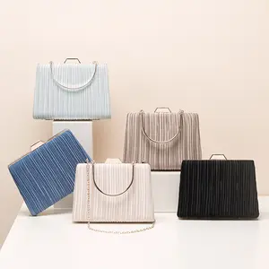 New evening bag with a high-end, fashionable, versatile design, suitable for cross-border sales, can be worn as a crossbody, shoulder bag, or handbag for women