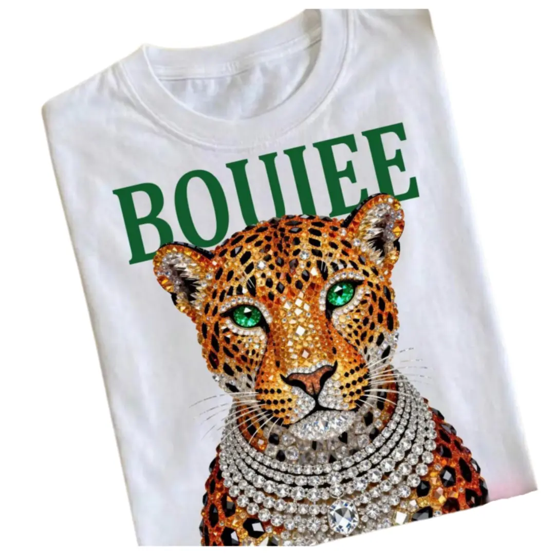 comfy Vintage Leopard Print Shirt, Glam Fashion Graphic Tee, Trendy Animal Print T-Shirt,Boujee Diamond Bling Leopard Head Graphic T-Shirt, Women’s White Luxury Aesthetic Short Sleeve, Rhinestone Effect Boujee Leopard Casual Tee, Glam Fashion Top,Muppet