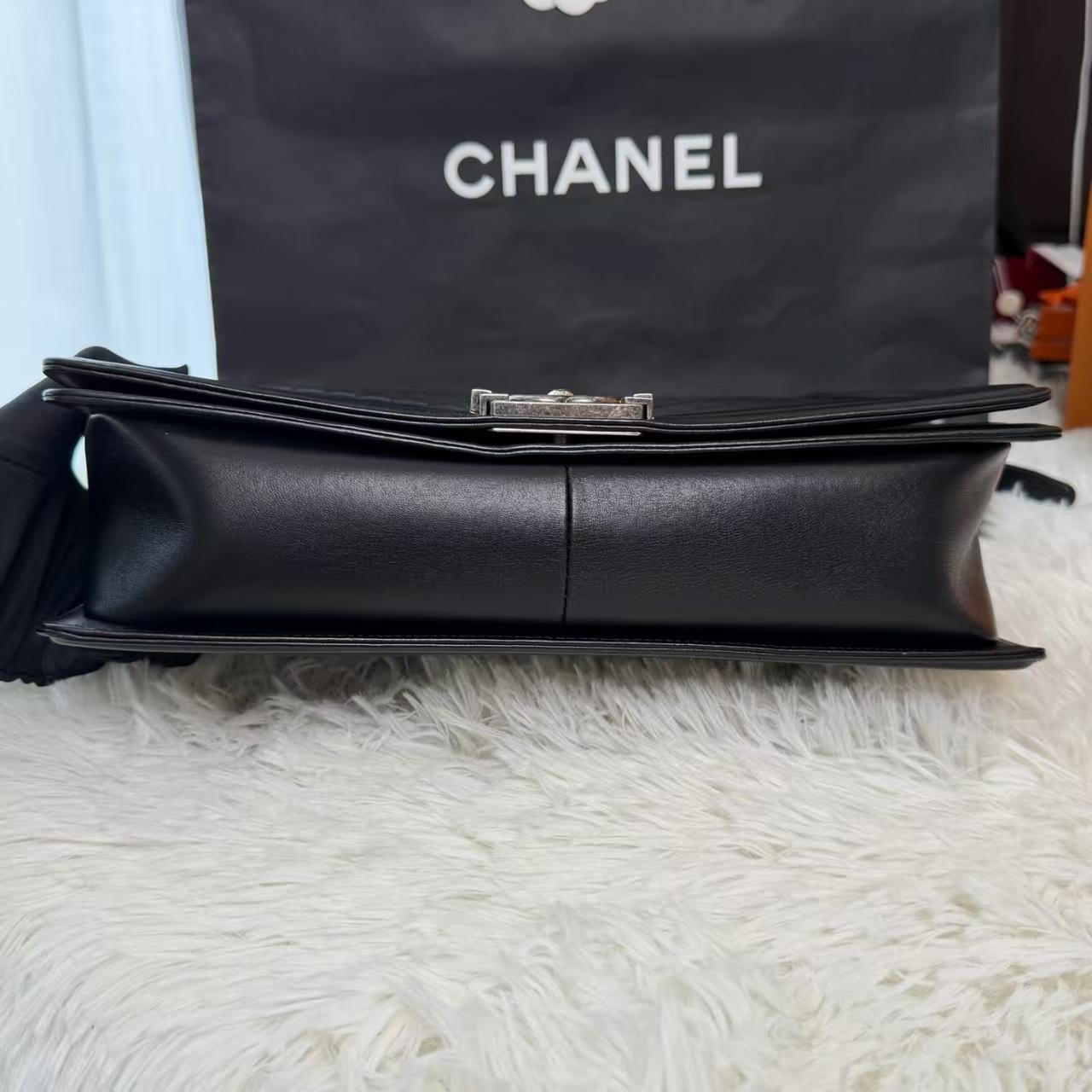 Pre-owned CHANEL Boy Large | Black Quilted Leather Silver Hardware,2012 Vintage|19721323