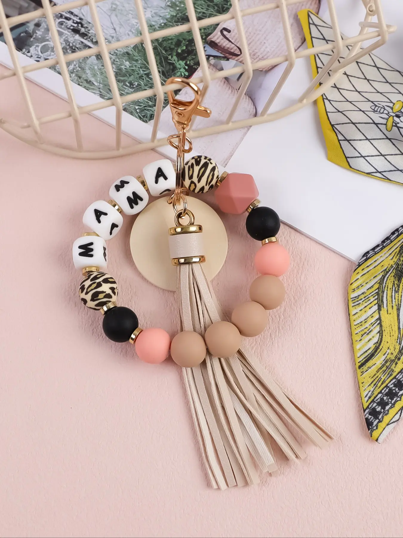 Cute Mama Beaded Keychain, Aesthetic Keychain, Leopard Print Geometric Matte Beads, Letter Beads, Key Ring, Keychain Pendant, Mommy Bag Accessory, Mother's Day Gift